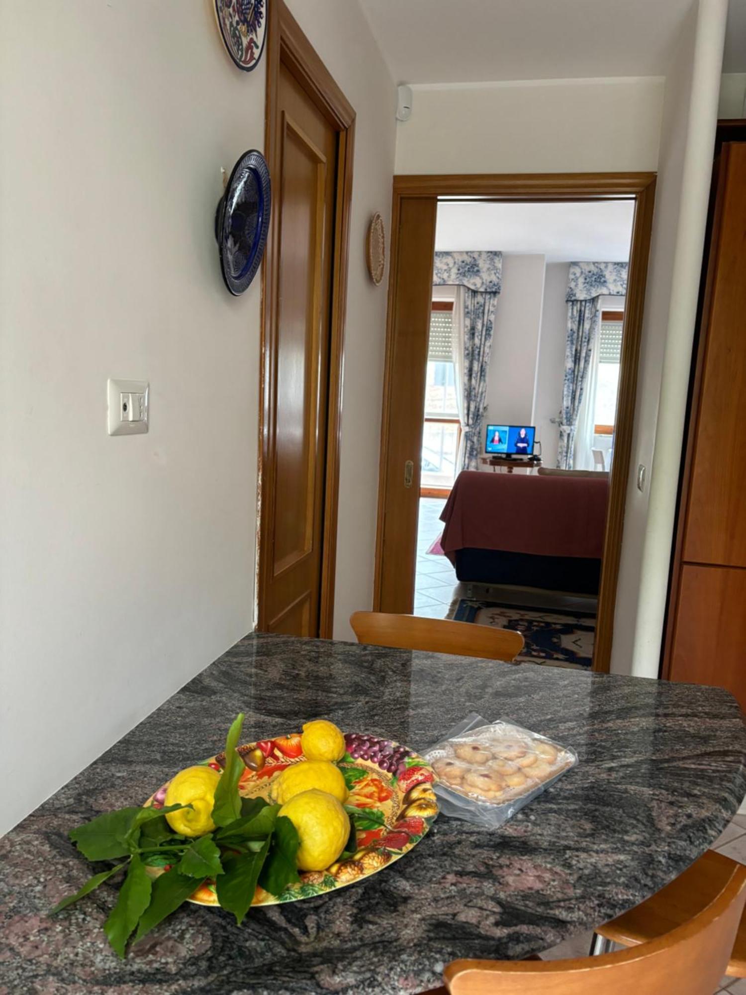 Tangerine Tree House Apartment Cagliari Ngoại thất bức ảnh